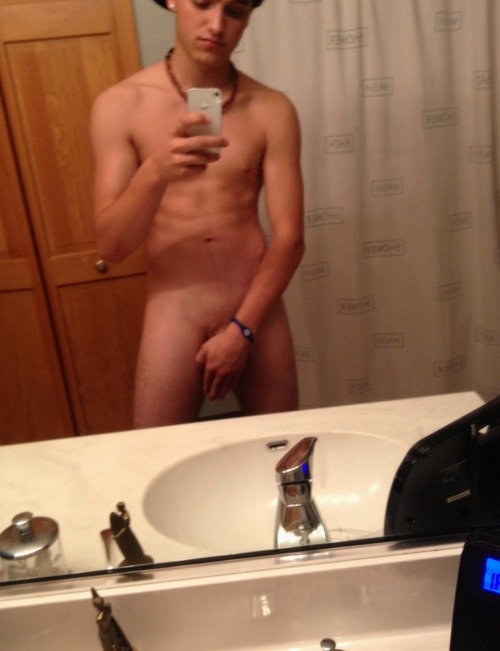 teen boys iphone masturbating
